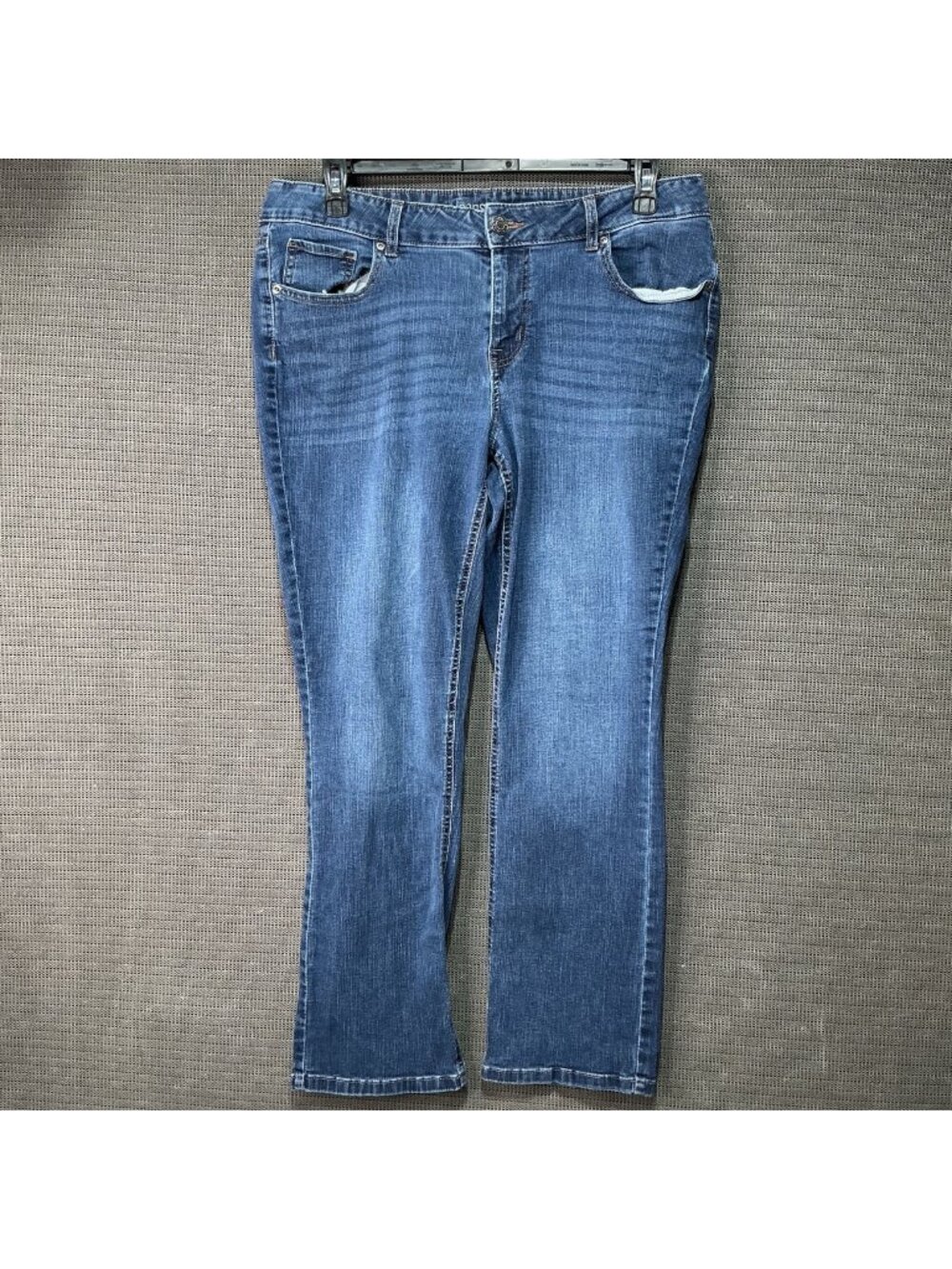 M Jeans By Maurices Women's Blue Mid-Rise Straight-Leg Denim Jeans Size 14W Reg